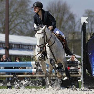 Haras de la Lisière , un coach équestre à Melun