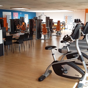 orange bleue sotteville les rouen, un professeur de fitness à Caen