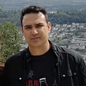 Nangy , un coach de tennis à Vendôme
