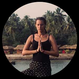 chloé, un expert en yoga à Calais