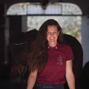 Lucie, un professeur d'équitation à Sète