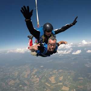 Alexandre, un formateur en parapente à Charleville-Mézières